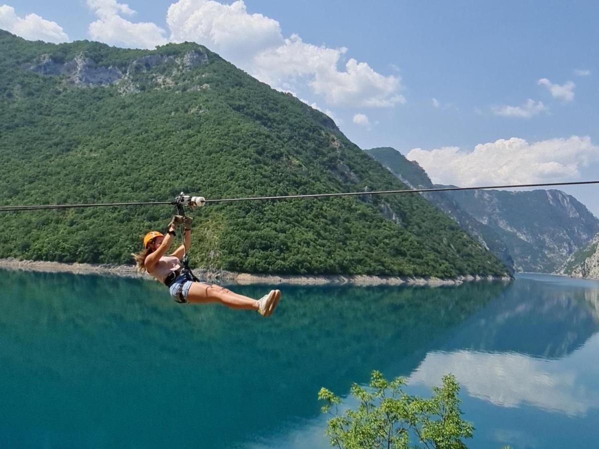 Rafting Centar Rt Hotel Foca Buitenkant foto