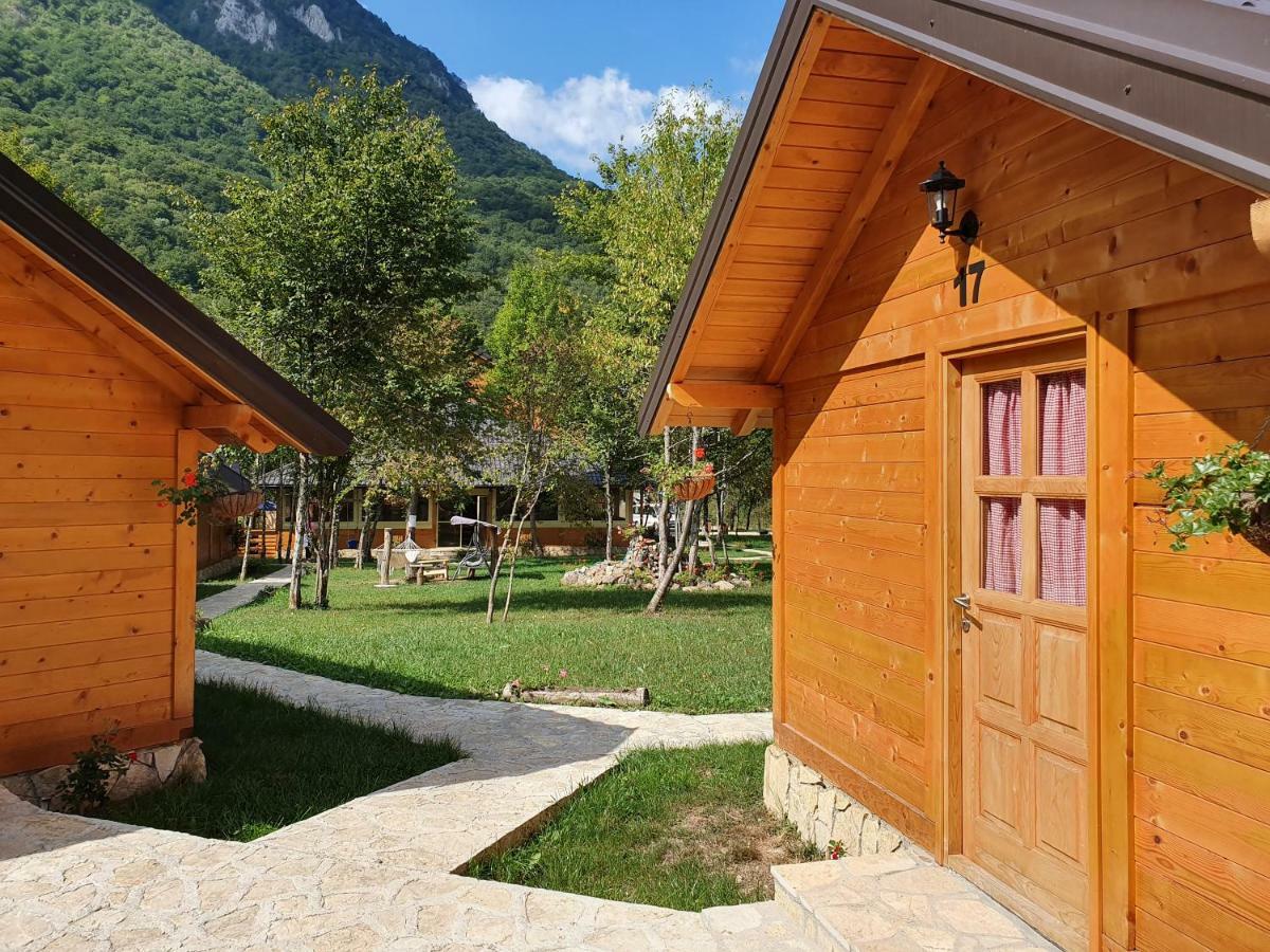 Rafting Centar Rt Hotel Foca Buitenkant foto